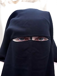 Nude in Niqab in ankle shoes