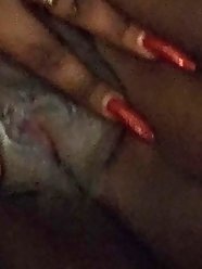 hellcats are fingering their slit