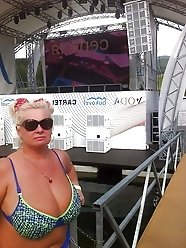 Huge mega mingle 322