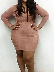 Posh chubby housewife takes off hot underwear