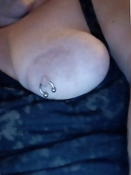 BBW slut is exposing her sexy ass on camera